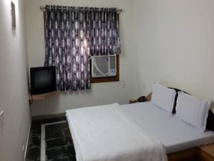 Hotel Sun Shine Gandhinagar Exterior photo