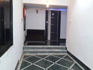 Hotel Sun Shine Gandhinagar Exterior photo